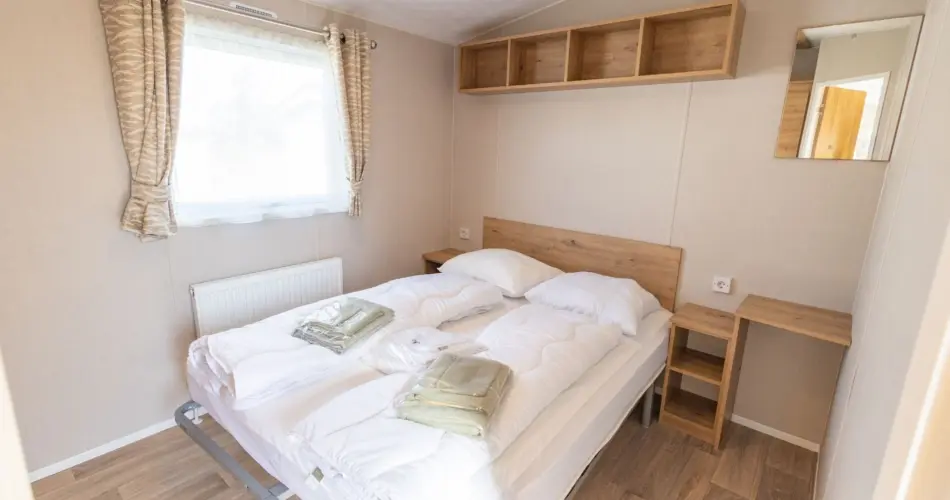 Chalet 26 slaapkamer tweepersoons bed duinoord