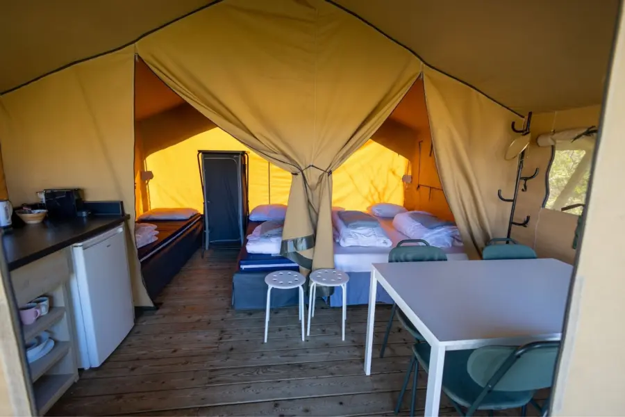Safari escape lodge interieur slaapplaatsen 4 personen