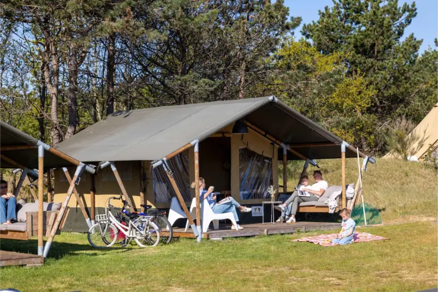 Safari escape lodge buitenleven gezin ameland