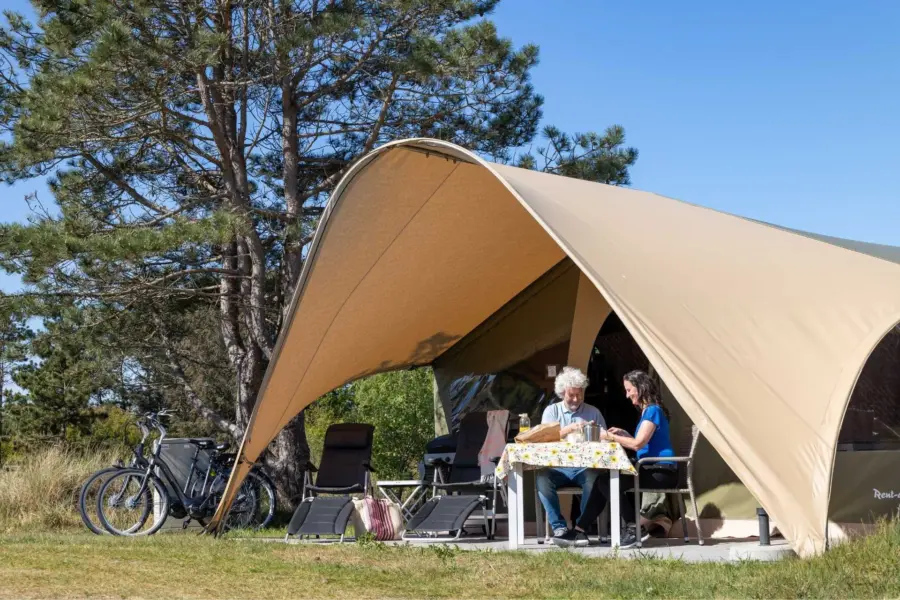 Stel ontbijten duynlodge duinoord ameland