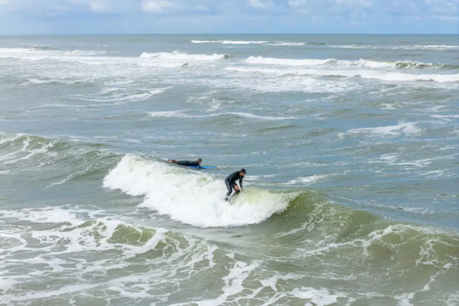 Golfsurfen ameland surfen strandcamping duinoord