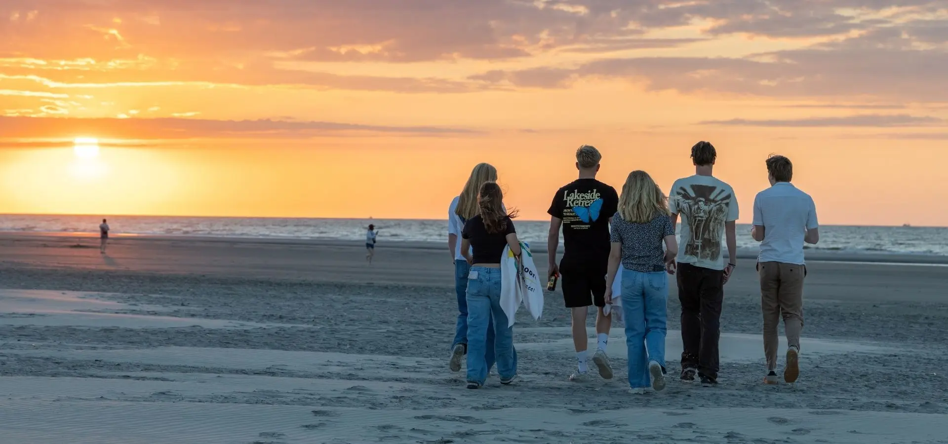 Vakantiekrachten duinoord zonsondergang strand ameland