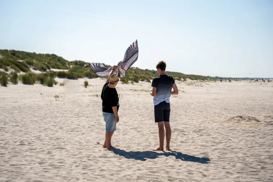 Strand bij Duinoord Ameland camping