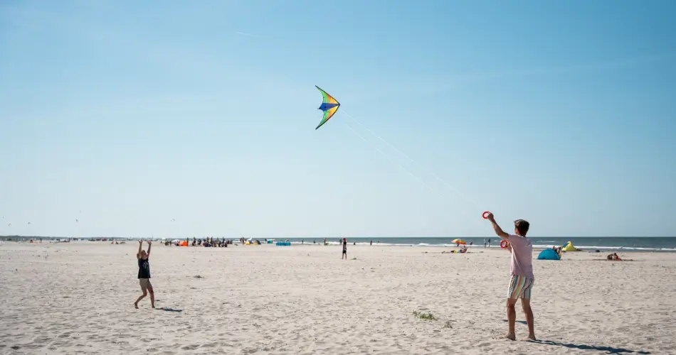 Strand en zee Duinoord Ameland